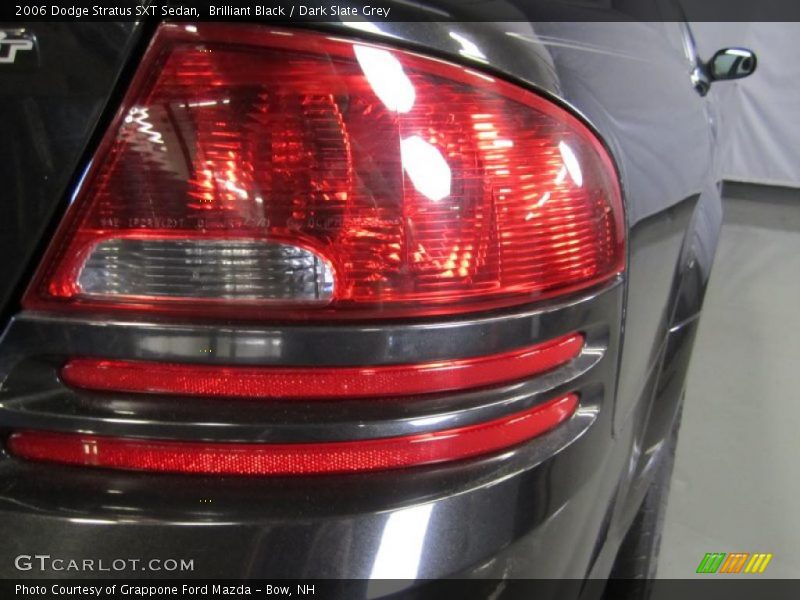 Brilliant Black / Dark Slate Grey 2006 Dodge Stratus SXT Sedan