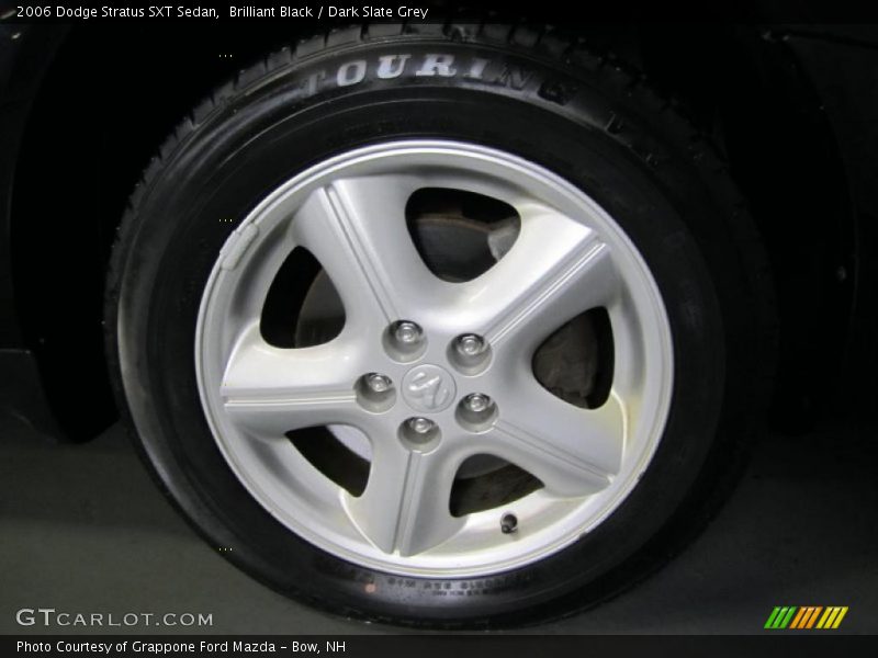 Brilliant Black / Dark Slate Grey 2006 Dodge Stratus SXT Sedan