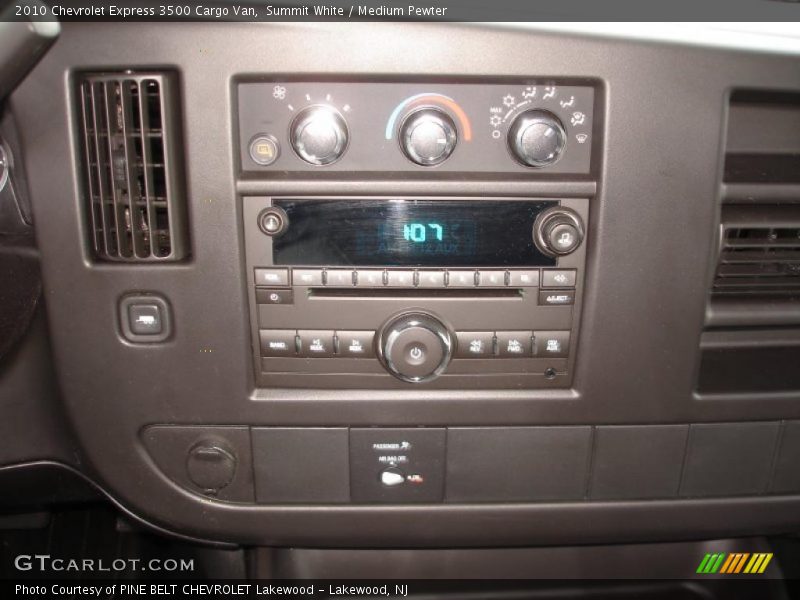 Summit White / Medium Pewter 2010 Chevrolet Express 3500 Cargo Van