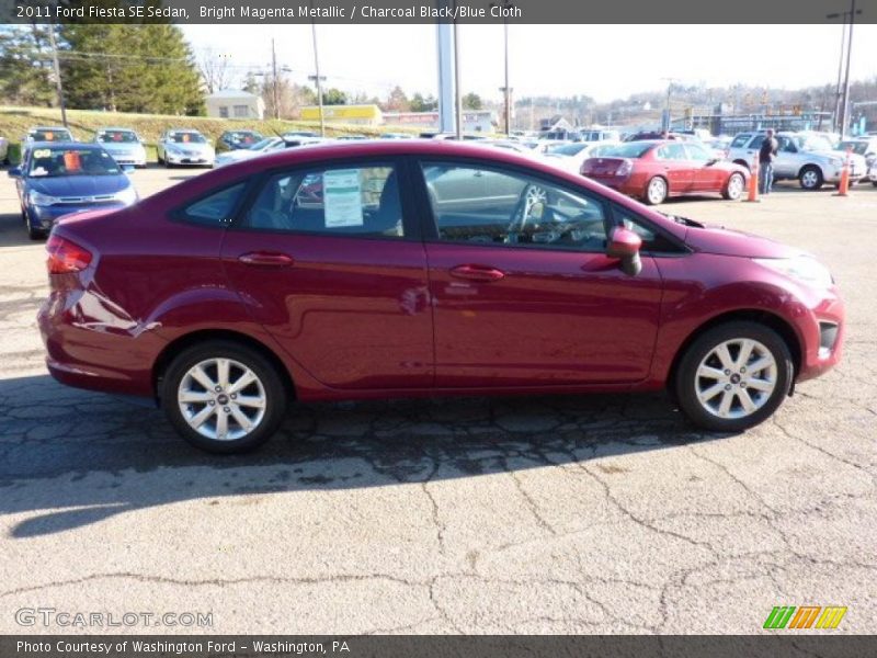 Bright Magenta Metallic / Charcoal Black/Blue Cloth 2011 Ford Fiesta SE Sedan