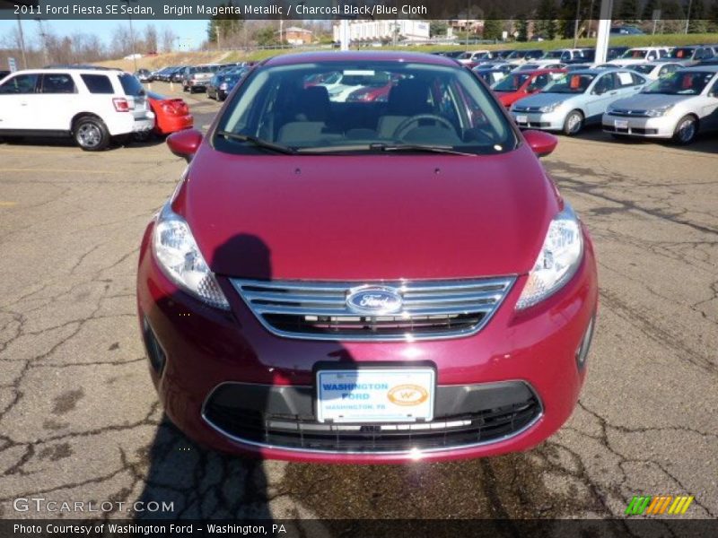 Bright Magenta Metallic / Charcoal Black/Blue Cloth 2011 Ford Fiesta SE Sedan