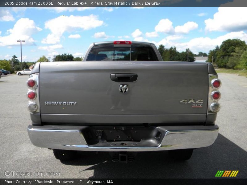 Mineral Gray Metallic / Dark Slate Gray 2005 Dodge Ram 2500 SLT Regular Cab 4x4