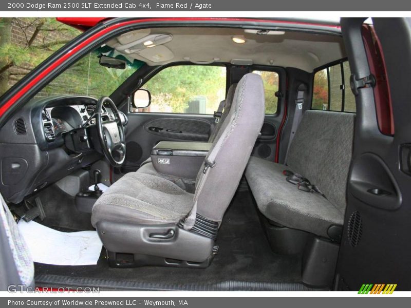  2000 Ram 2500 SLT Extended Cab 4x4 Agate Interior