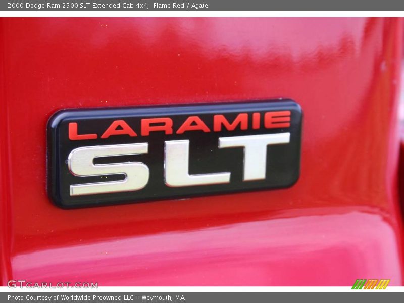  2000 Ram 2500 SLT Extended Cab 4x4 Logo