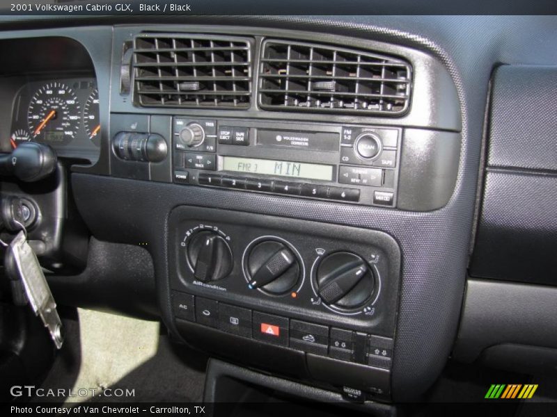 Controls of 2001 Cabrio GLX