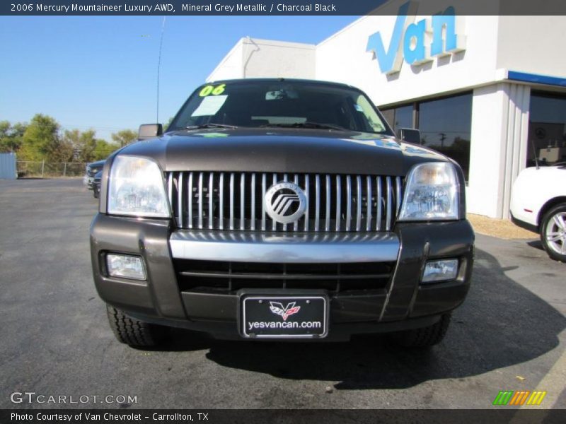 Mineral Grey Metallic / Charcoal Black 2006 Mercury Mountaineer Luxury AWD