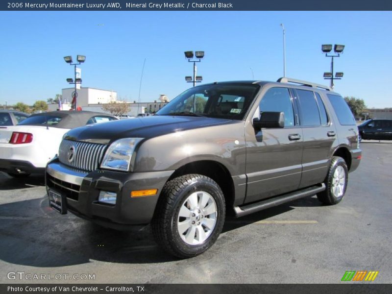 Mineral Grey Metallic / Charcoal Black 2006 Mercury Mountaineer Luxury AWD