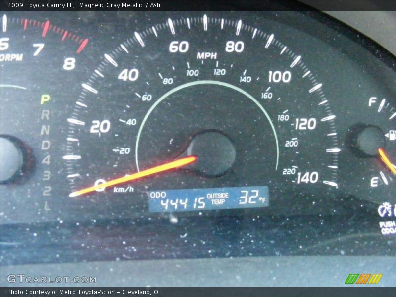 Magnetic Gray Metallic / Ash 2009 Toyota Camry LE