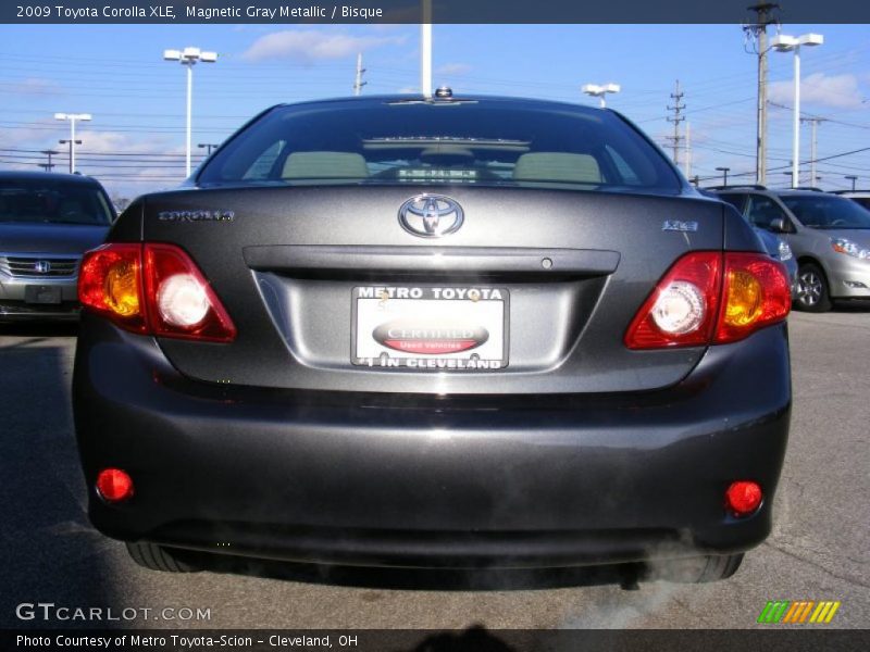 Magnetic Gray Metallic / Bisque 2009 Toyota Corolla XLE