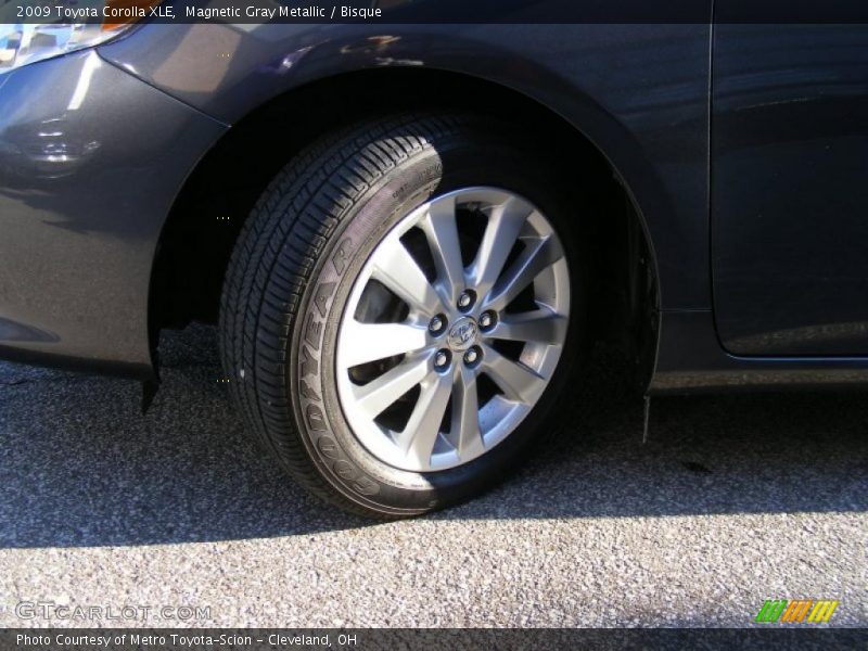 Magnetic Gray Metallic / Bisque 2009 Toyota Corolla XLE