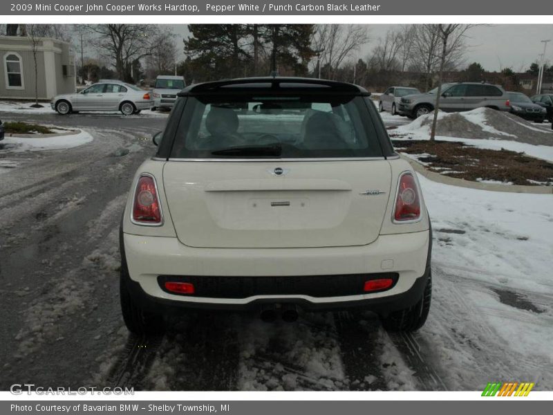 Pepper White / Punch Carbon Black Leather 2009 Mini Cooper John Cooper Works Hardtop
