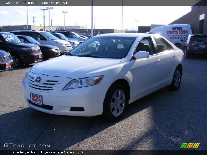 Super White / Ash 2007 Toyota Camry LE