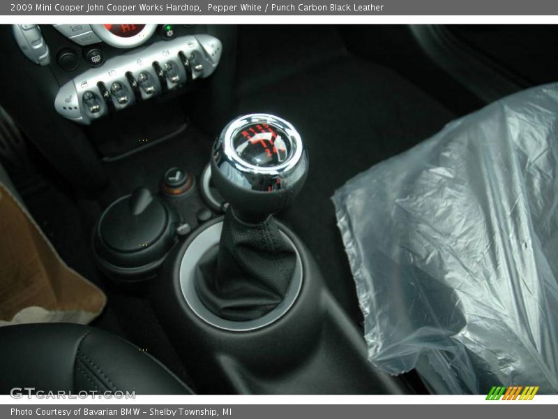 Pepper White / Punch Carbon Black Leather 2009 Mini Cooper John Cooper Works Hardtop