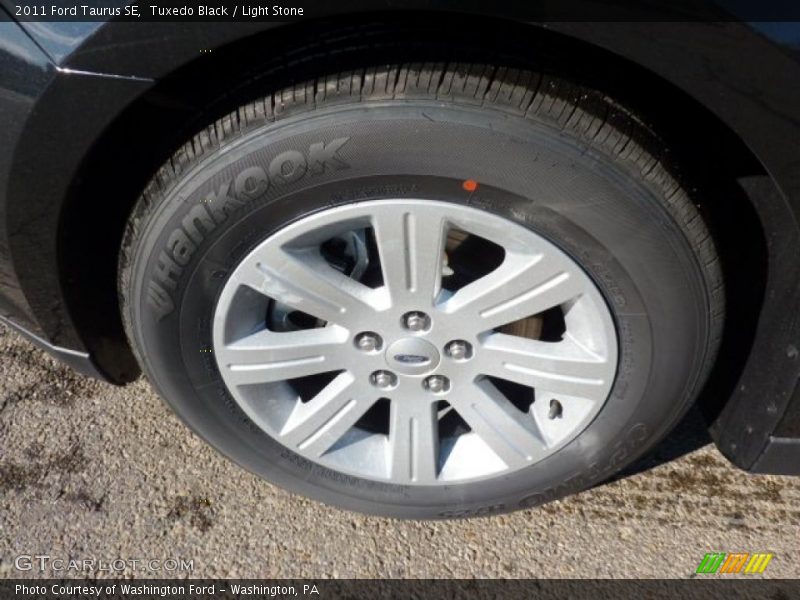  2011 Taurus SE Wheel