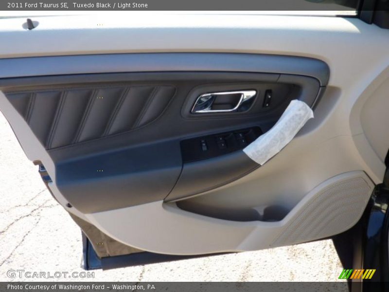 Door Panel of 2011 Taurus SE