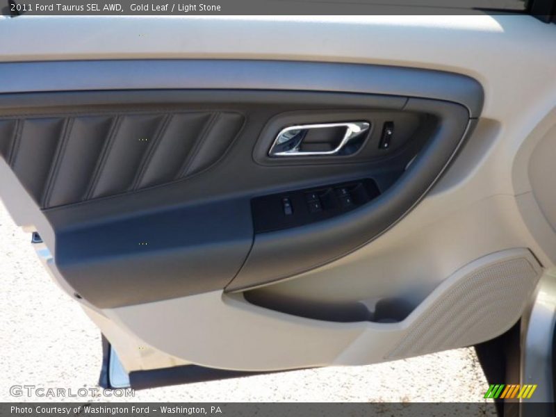 Door Panel of 2011 Taurus SEL AWD