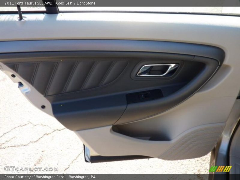 Door Panel of 2011 Taurus SEL AWD