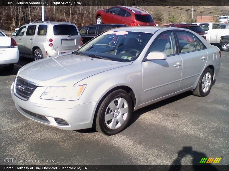 Bright Silver / Gray 2009 Hyundai Sonata GLS
