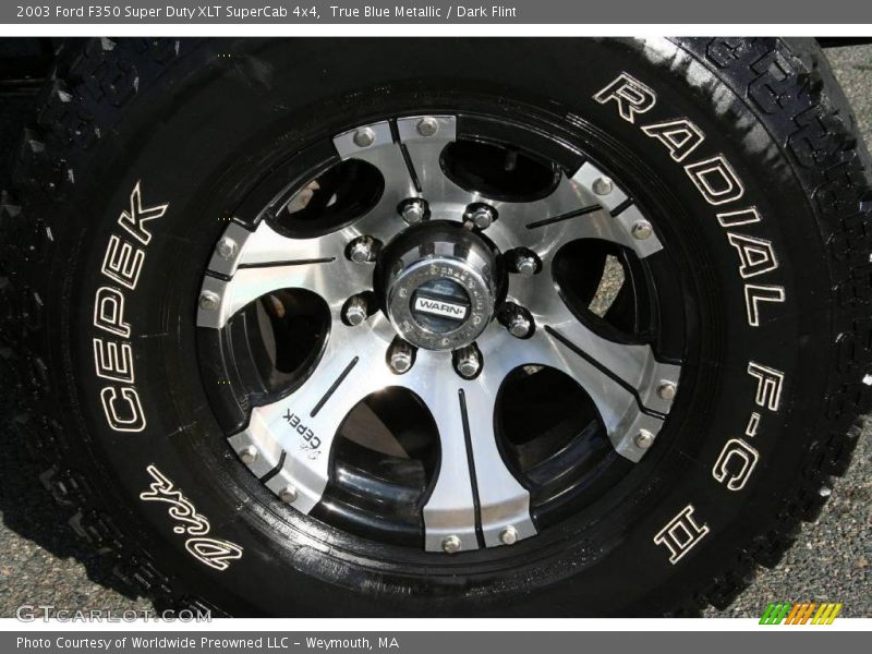 Custom Wheels of 2003 F350 Super Duty XLT SuperCab 4x4
