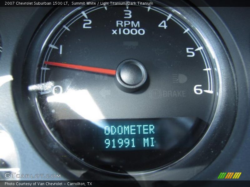 Summit White / Light Titanium/Dark Titanium 2007 Chevrolet Suburban 1500 LT