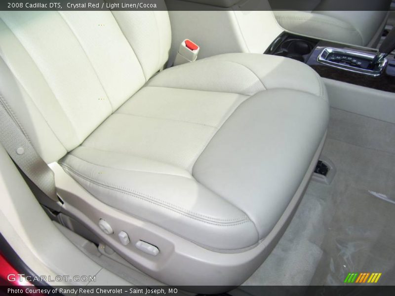 Crystal Red / Light Linen/Cocoa 2008 Cadillac DTS