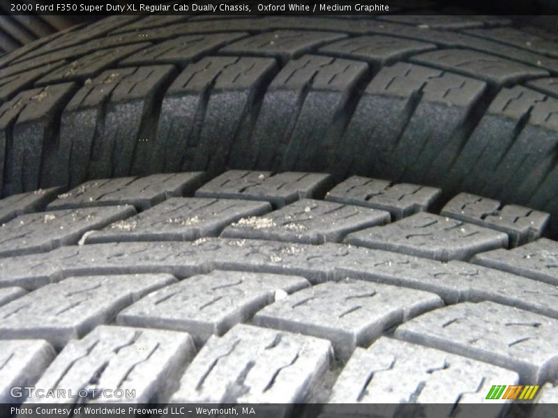 Oxford White / Medium Graphite 2000 Ford F350 Super Duty XL Regular Cab Dually Chassis