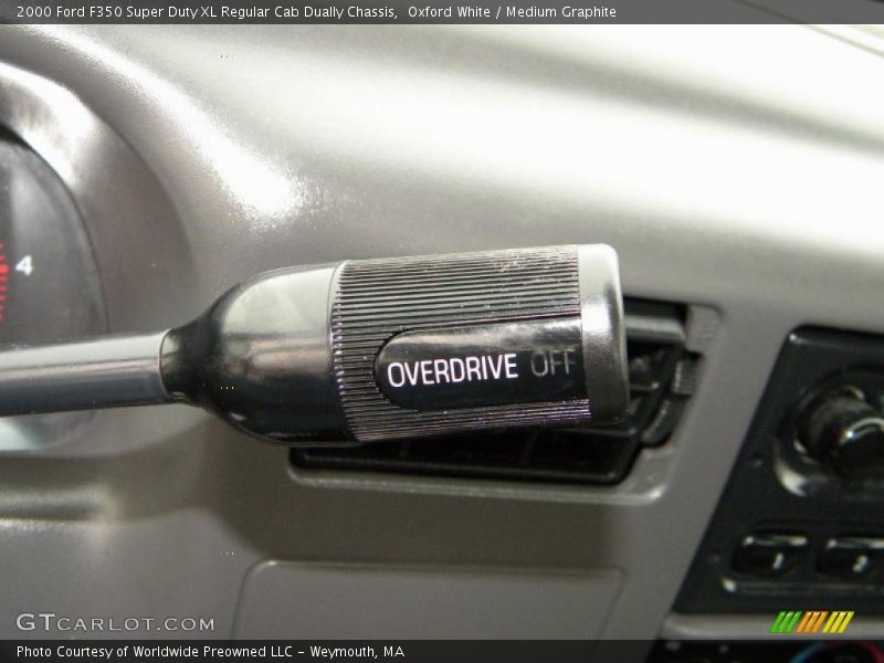 Oxford White / Medium Graphite 2000 Ford F350 Super Duty XL Regular Cab Dually Chassis