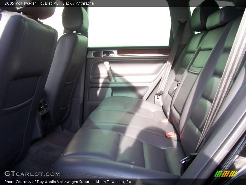 Black / Anthracite 2005 Volkswagen Touareg V6