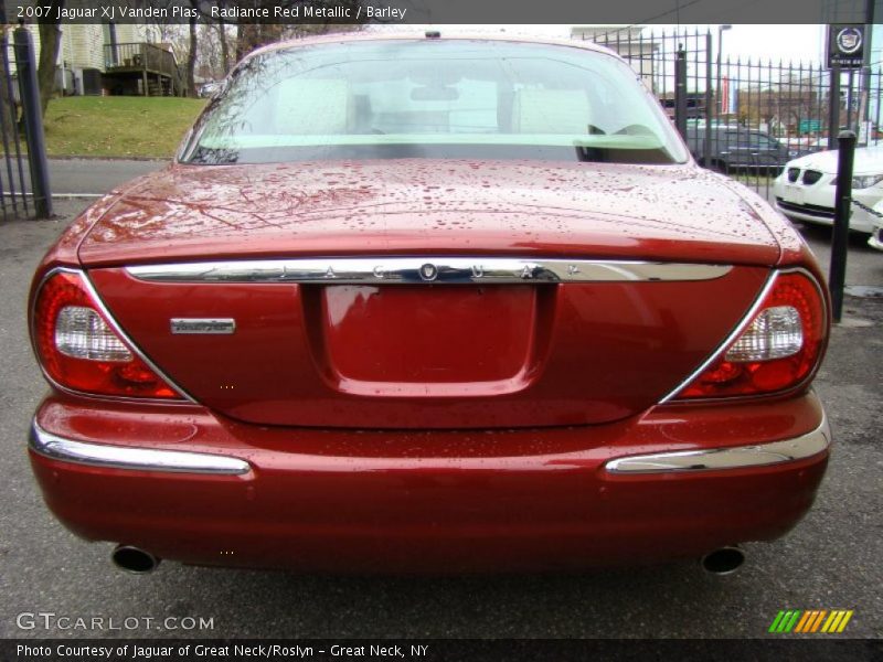 Radiance Red Metallic / Barley 2007 Jaguar XJ Vanden Plas
