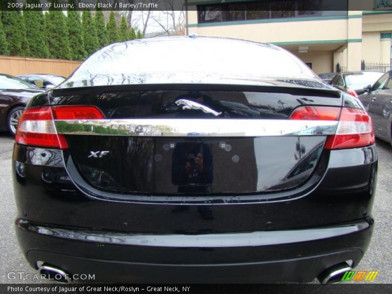 Ebony Black / Barley/Truffle 2009 Jaguar XF Luxury
