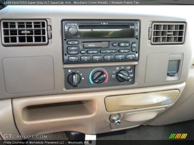 Controls of 1999 F350 Super Duty XLT SuperCab 4x4