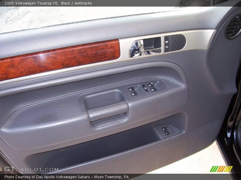 Black / Anthracite 2005 Volkswagen Touareg V6