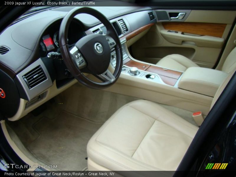 Barley/Truffle Interior - 2009 XF Luxury 