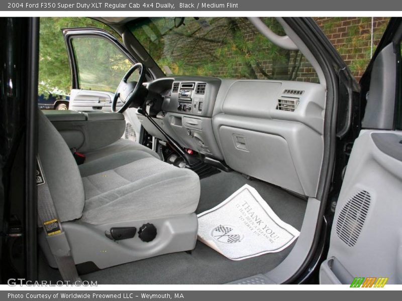 Black / Medium Flint 2004 Ford F350 Super Duty XLT Regular Cab 4x4 Dually