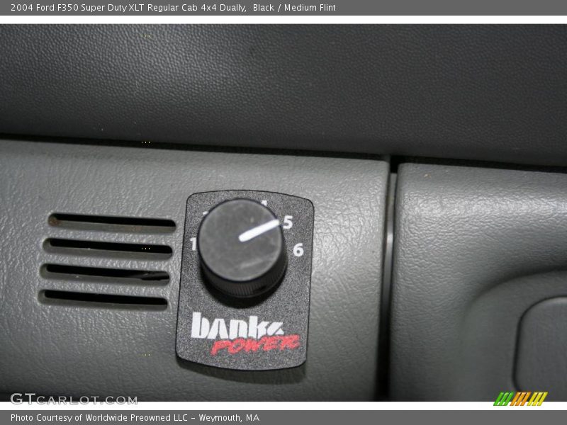 Black / Medium Flint 2004 Ford F350 Super Duty XLT Regular Cab 4x4 Dually