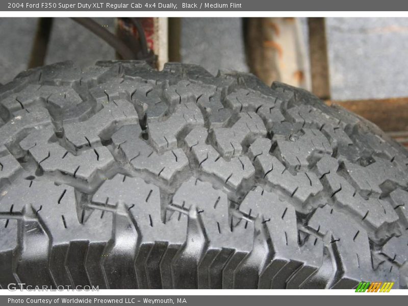 Black / Medium Flint 2004 Ford F350 Super Duty XLT Regular Cab 4x4 Dually