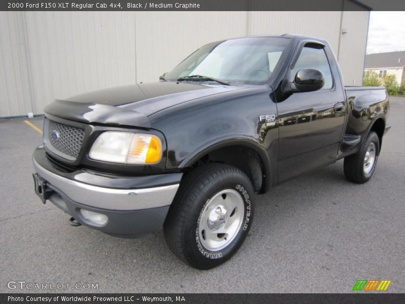 Front 3/4 View of 2000 F150 XLT Regular Cab 4x4