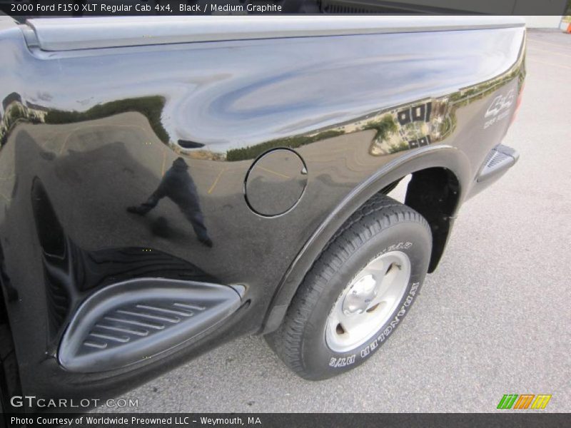 Black / Medium Graphite 2000 Ford F150 XLT Regular Cab 4x4