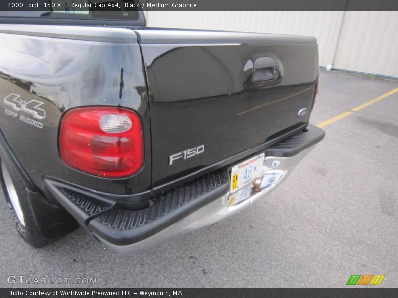 Black / Medium Graphite 2000 Ford F150 XLT Regular Cab 4x4