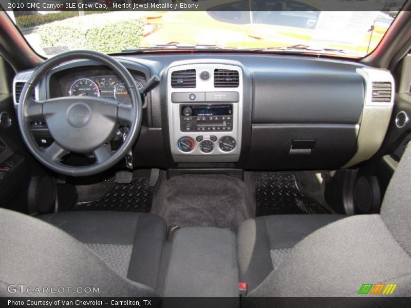 Dashboard of 2010 Canyon SLE Crew Cab