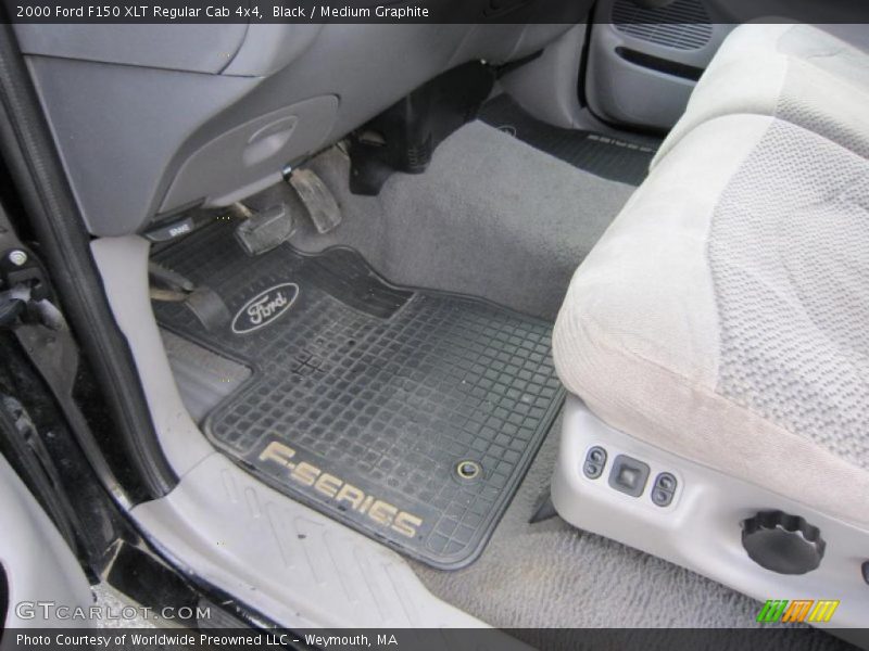 Black / Medium Graphite 2000 Ford F150 XLT Regular Cab 4x4