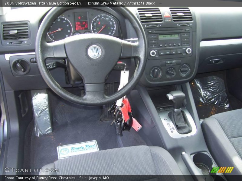 Platinum Grey Metallic / Anthracite Black 2006 Volkswagen Jetta Value Edition Sedan