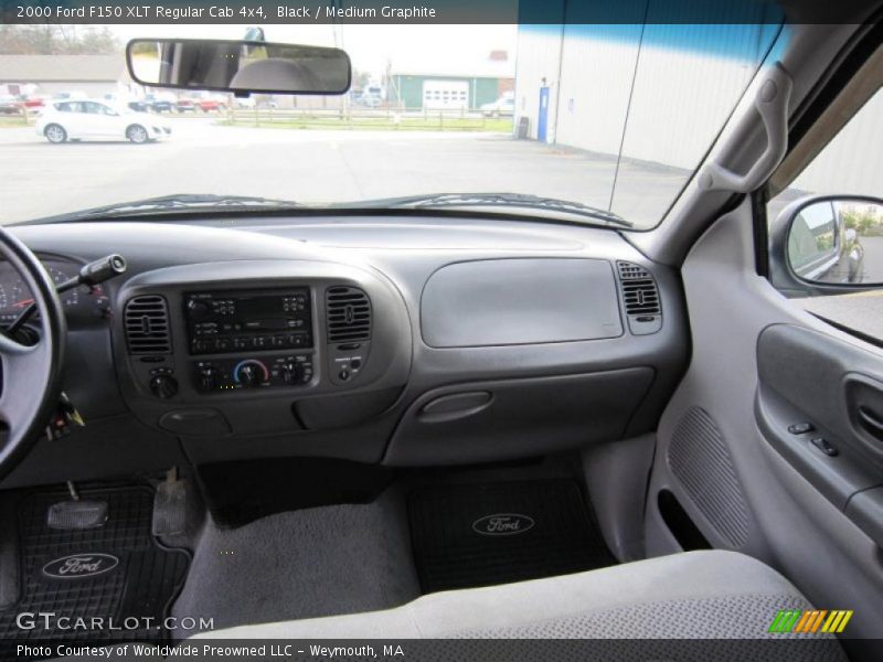 Black / Medium Graphite 2000 Ford F150 XLT Regular Cab 4x4