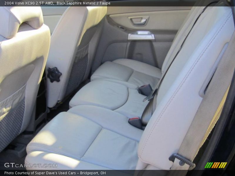 Black Sapphire Metallic / Taupe 2004 Volvo XC90 2.5T AWD