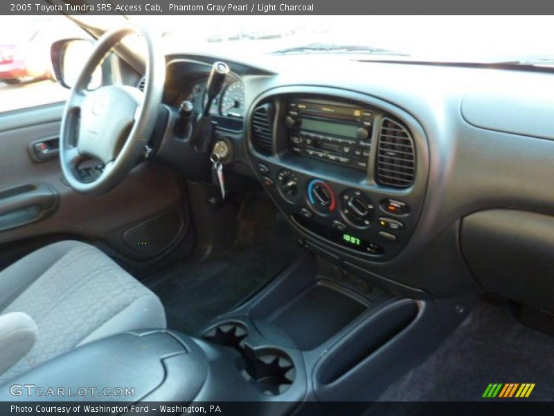 Phantom Gray Pearl / Light Charcoal 2005 Toyota Tundra SR5 Access Cab