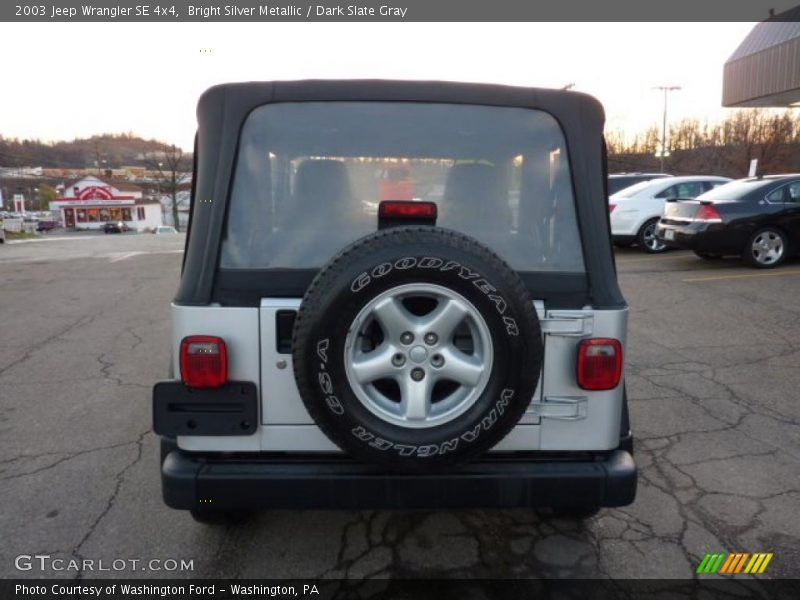 Bright Silver Metallic / Dark Slate Gray 2003 Jeep Wrangler SE 4x4