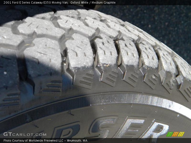 Oxford White / Medium Graphite 2001 Ford E Series Cutaway E350 Moving Van