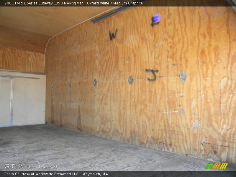 Oxford White / Medium Graphite 2001 Ford E Series Cutaway E350 Moving Van