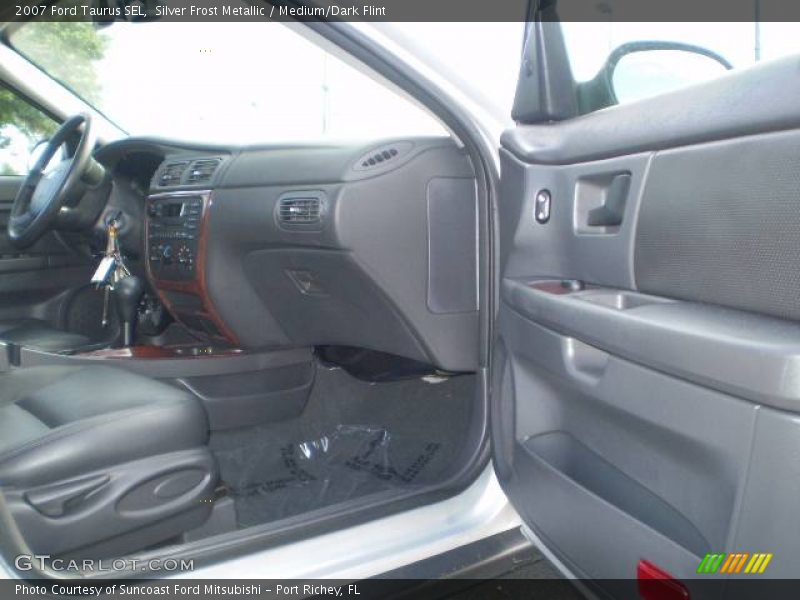 Silver Frost Metallic / Medium/Dark Flint 2007 Ford Taurus SEL