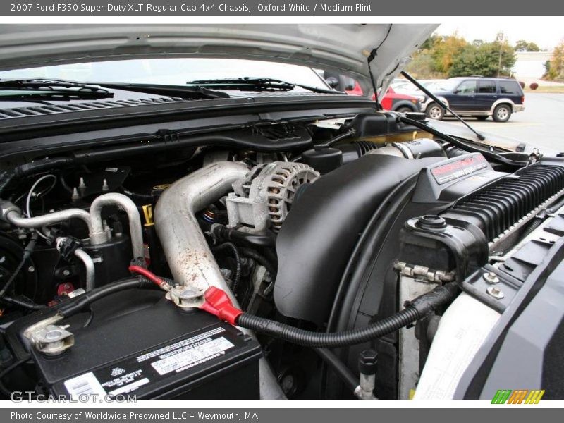 Oxford White / Medium Flint 2007 Ford F350 Super Duty XLT Regular Cab 4x4 Chassis
